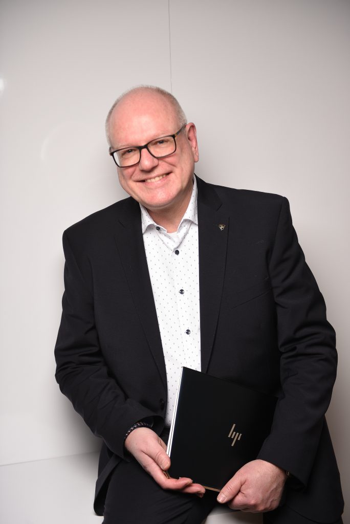 Controller und Excel Experte Ralf Droste